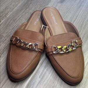 Lane Bryant Tan Loafers with Chain Accent size 7W New with tags